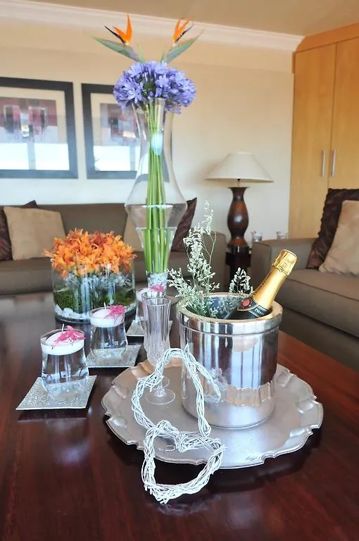 Auberge Cape Guesthouse Guest house
